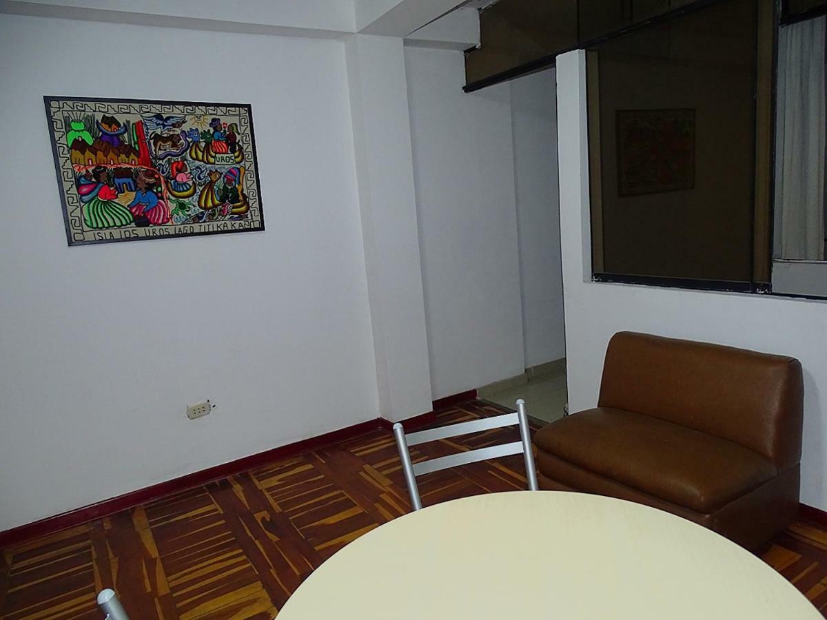 Peruvian Family Hostal Miraflores Lima Exterior photo